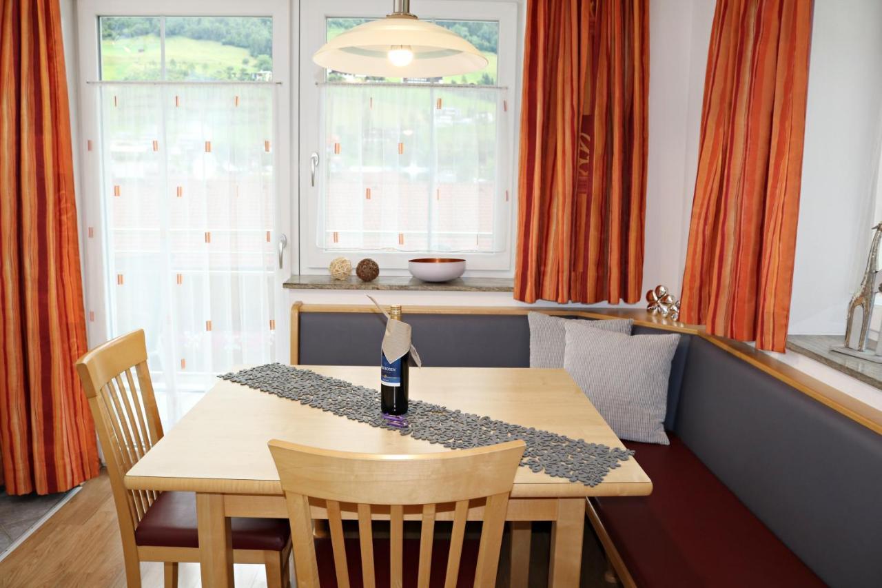 Apartments Nadine นอยชติฟ อิม ชตูไปทัล ภายนอก รูปภาพ