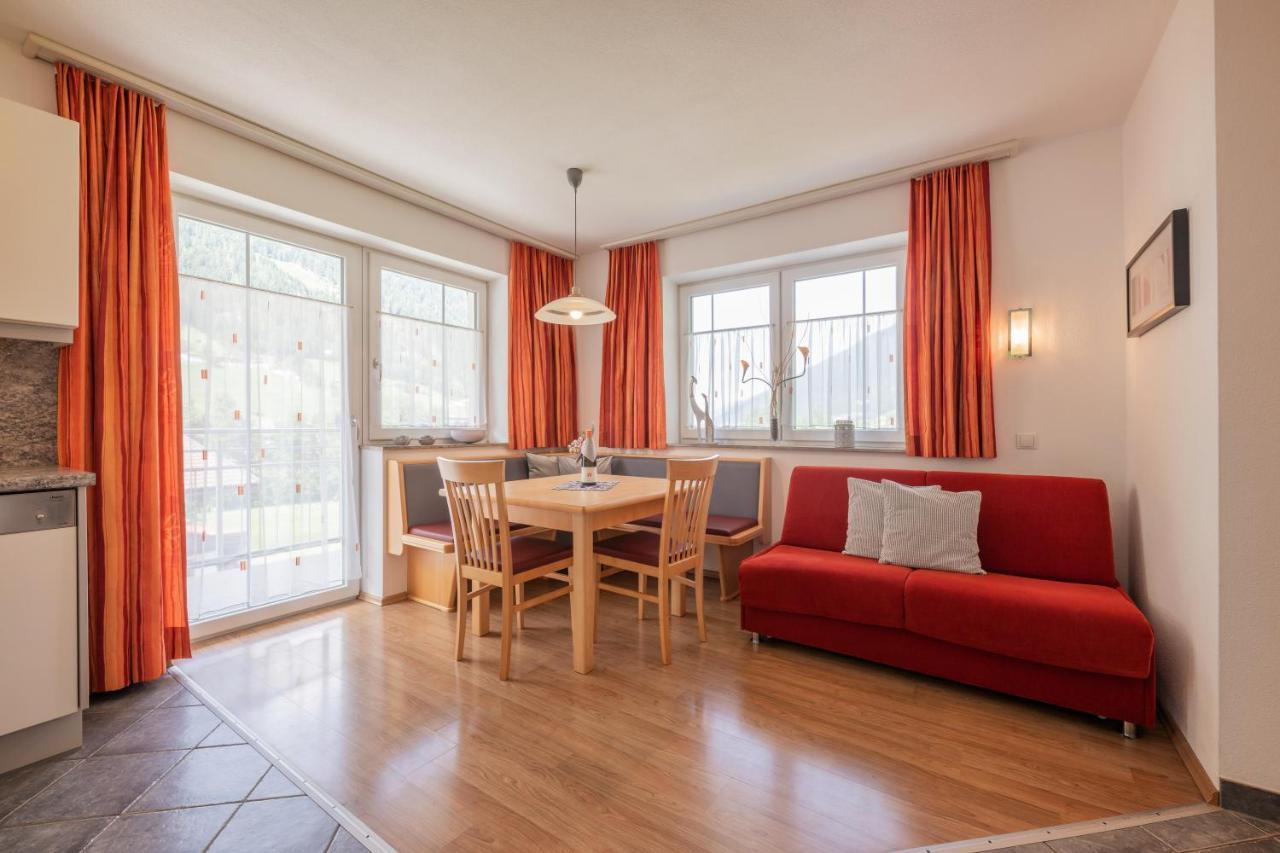 Apartments Nadine นอยชติฟ อิม ชตูไปทัล ภายนอก รูปภาพ