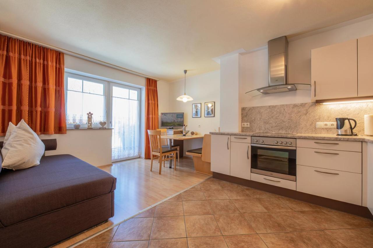 Apartments Nadine นอยชติฟ อิม ชตูไปทัล ภายนอก รูปภาพ